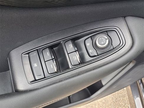 Used 2021 Subaru Legacy Premium image 10