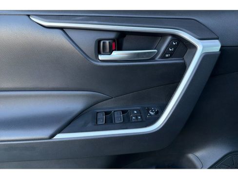 Certified 2023 Toyota RAV4 XLE Premium AWD/4WD image 11