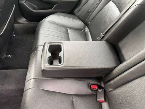 Used 2020 Honda Accord Touring image 31