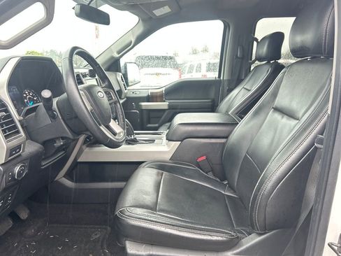 Certified 2017 Ford F150 Lariat image 5