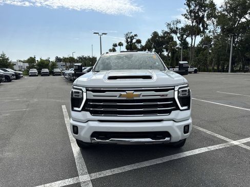 Used 2024 Chevrolet Silverado 2500 LTZ w/ LTZ Plus Package AWD/4WD image 9