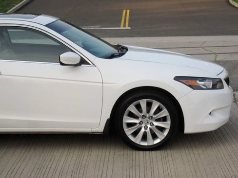 Used 2009 Honda Accord EX-L image 10