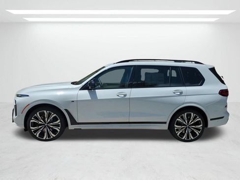 New 2027 BMW X7 M60i AWD/4WD image 7