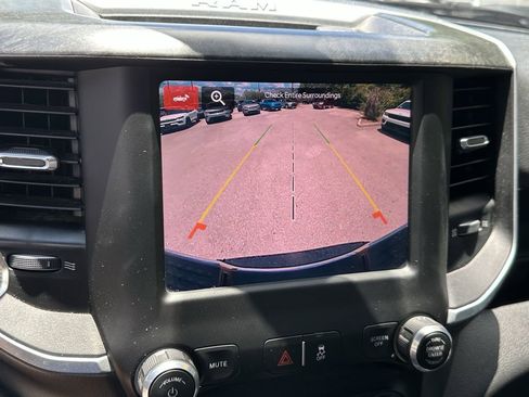 Certified 2022 RAM 2500 Big Horn AWD/4WD image 34