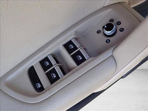 Used 2018 Audi Q5 Premium Plus w/ Premium Plus Package image 15