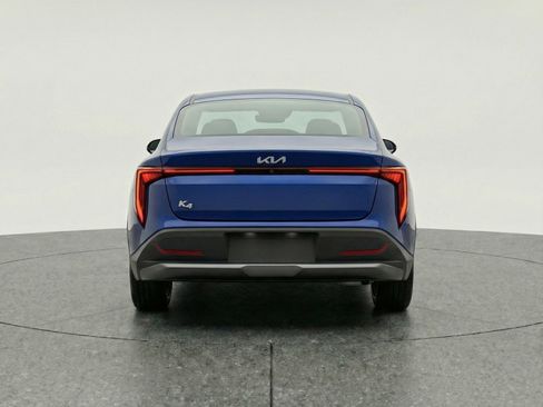 Used 2025 Kia K4 LXS image 7