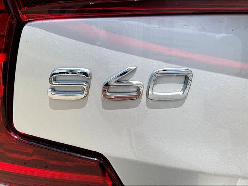 Used 2022 Volvo S60 B5 Momentum AWD/4WD image 24
