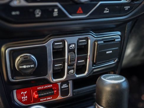 Used 2020 Jeep Gladiator Mojave w/ LED Lighting Group AWD/4WD image 32
