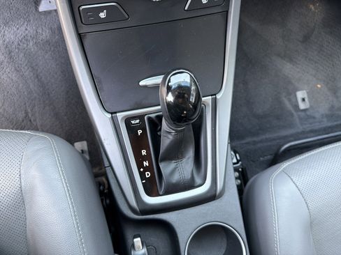 Used 2014 Hyundai Elantra Limited w/ Option Group 03 FWD image 35