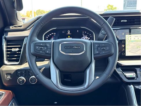 Used 2026 GMC Sierra 2500 Denali Ultimate AWD/4WD image 14