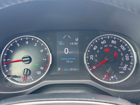 Used 2021 Toyota RAV4 XLE Premium AWD/4WD image 20