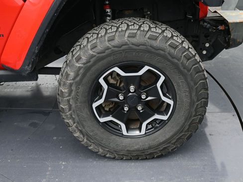 Used 2020 Jeep Gladiator Rubicon image 34