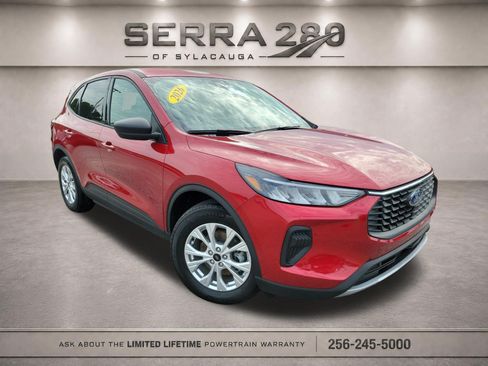 Used 2026 Ford Escape Active w/ Tech Pack #1 FWD image 1