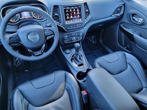 Certified 2023 Jeep Cherokee Altitude Lux image 38