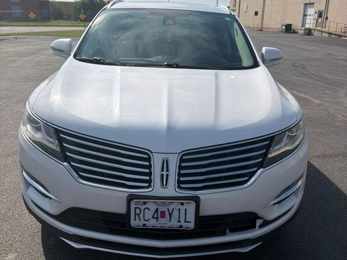 Used 2017 Lincoln MKC Select w/ Select Plus Package AWD/4WD image 3