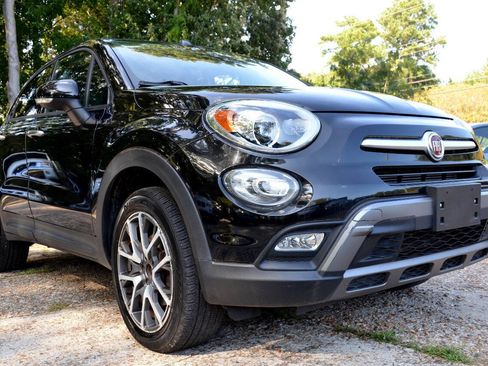 Used 2016 FIAT 500X Trekking Plus image 3