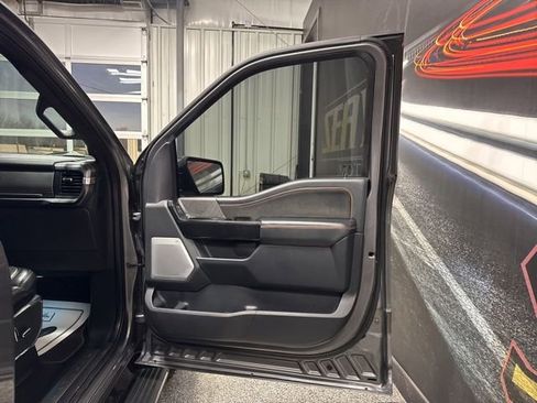 Used 2022 Ford F150 Platinum w/ Equipment Group 701A High image 30