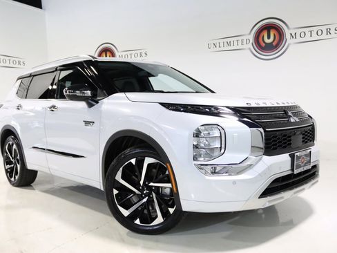 Used 2023 Mitsubishi Outlander SEL image 73