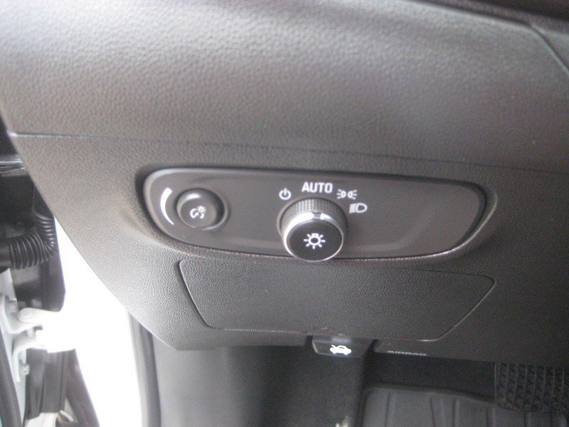 Used 2024 Buick Encore GX Preferred FWD image 15