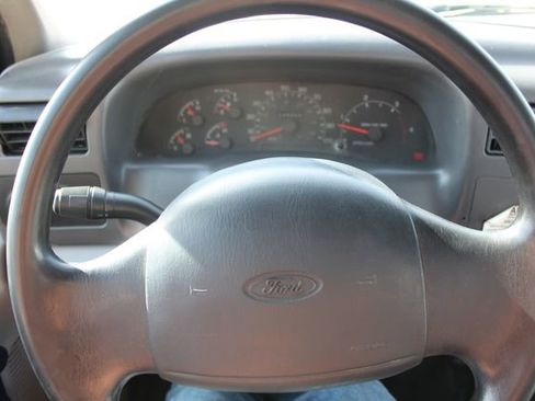Used 2000 Ford F450 4x4 Regular Cab Super Duty image 16