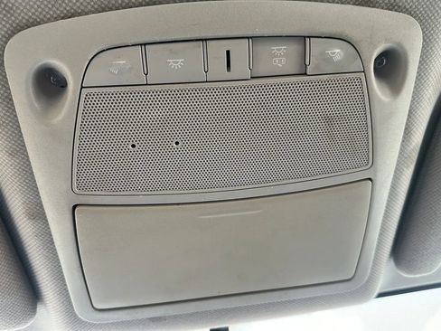 Used 2018 Nissan Sentra SV FWD image 33