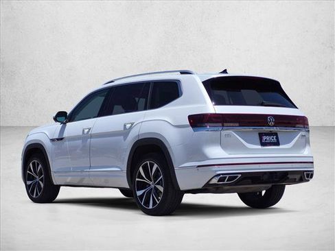 Used 2024 Volkswagen Atlas SEL Premium R-Line AWD/4WD image 8