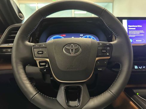 New 2026 Toyota Crown Signia AWD/4WD image 12