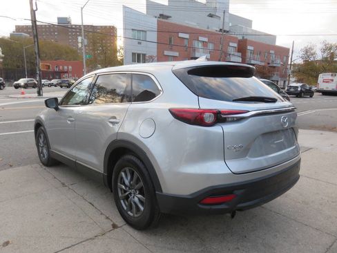 Used 2020 MAZDA CX-9 Touring w/ Touring Premium Package image 4