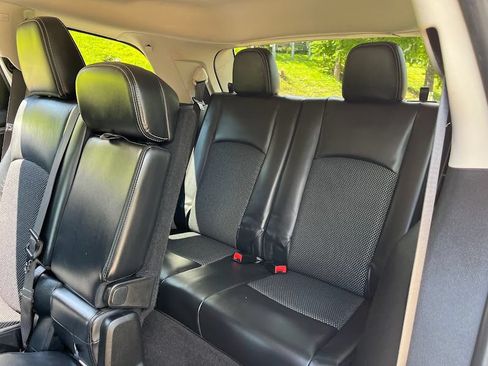 Used 2019 Dodge Journey Crossroad AWD/4WD image 41