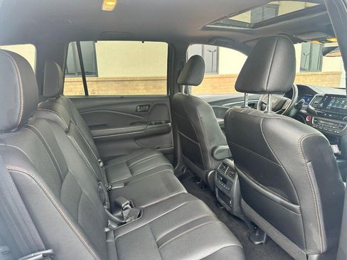 Used 2022 Honda Pilot TrailSport image 11
