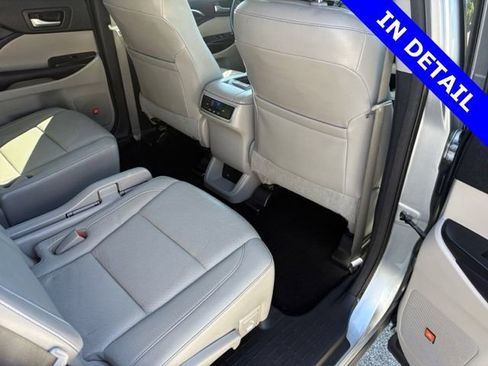 Used 2016 Toyota Highlander Limited AWD/4WD image 44