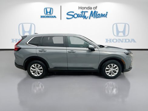 Used 2025 Honda CR-V LX image 8