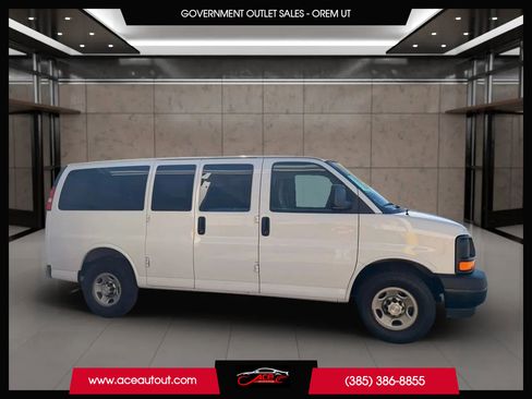 Used 2017 Chevrolet Express 2500 LS image 8