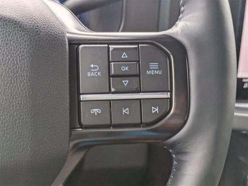 New 2025 Ford F250 Platinum w/ FX4 Off-Road Package image 32