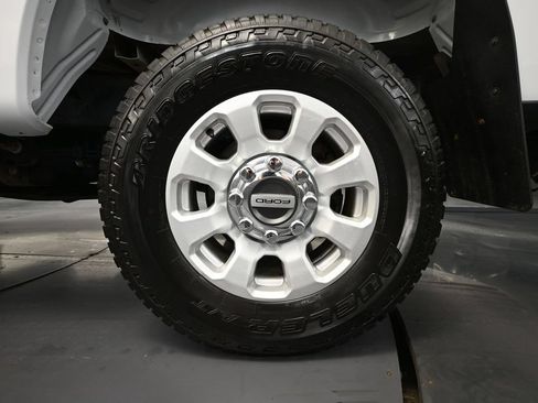 Used 2024 Ford F250 XLT w/ FX4 Off-Road Package AWD/4WD image 10