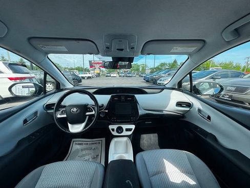 Used 2017 Toyota Prius Prime Plus FWD image 19