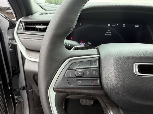 New 2026 Jeep Grand Cherokee Limited image 18