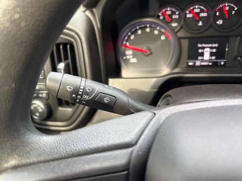 Used 2021 Chevrolet Silverado 1500 Custom image 22