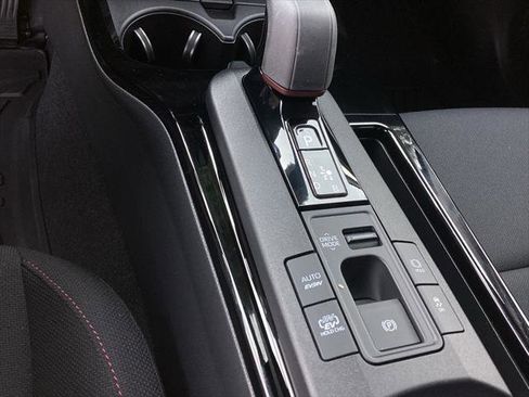 Certified 2025 Toyota Prius Plug-In Hybrid image 20