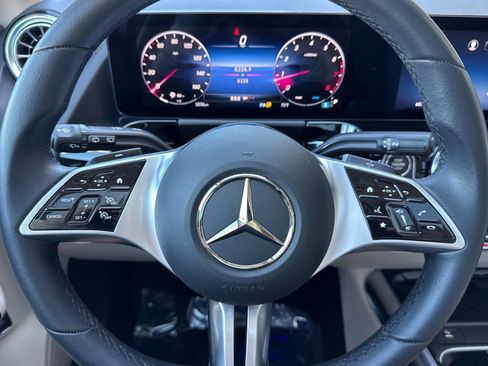 Certified 2024 Mercedes-Benz GLA 250 image 16