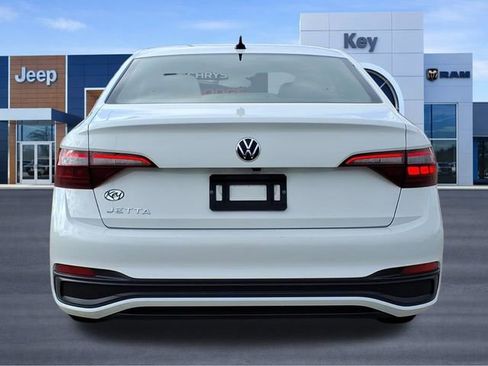 Used 2023 Volkswagen Jetta S image 25
