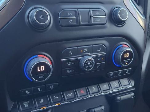 Used 2022 Chevrolet Silverado 2500 High Country w/ Safety Package II image 21