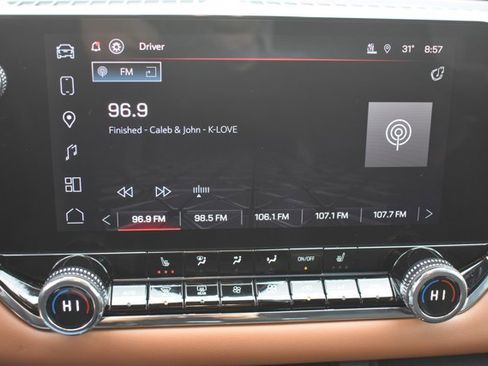 Used 2025 GMC Canyon AT4 image 23