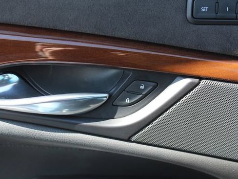 Used 2020 Cadillac Escalade Luxury RWD image 43