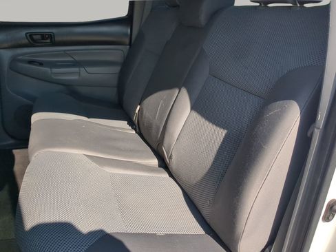 Used 2013 Toyota Tacoma PreRunner image 46