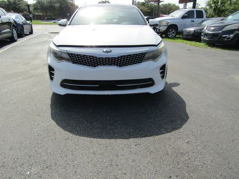 Used 2016 Kia Optima SX w/ Chrome Wheel Package FWD image 2