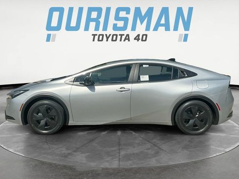 New 2026 Toyota Prius Plug-In Hybrid image 3