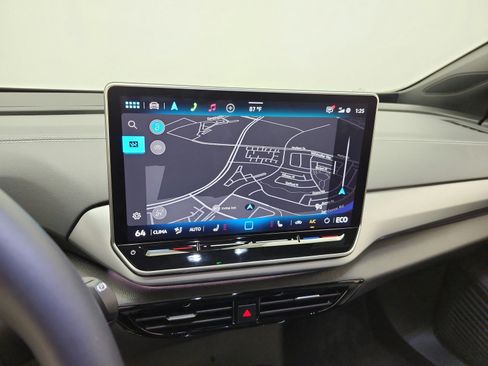 Used 2025 Volkswagen ID.4 Pro RWD image 13
