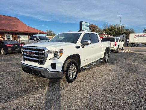 Used 2019 GMC Sierra 1500 SLE w/ SLE Value Package image 1