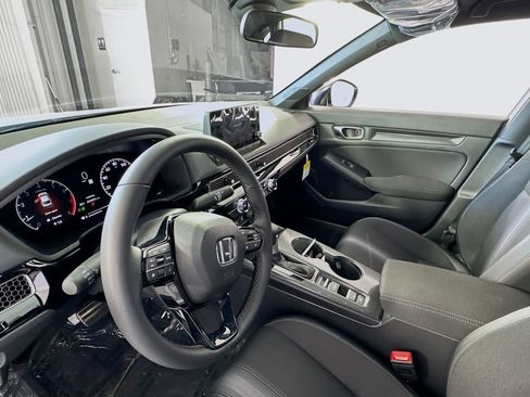 Used 2023 Honda Civic Sport image 16